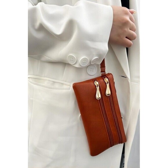 VEGAN LEATHER TRIPLE ZIP WRIST WALLET CLUTCH PURSE - Picture 4 of 8